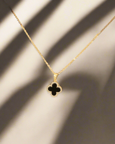 BLACK & GOLD CLOVER PENDANT