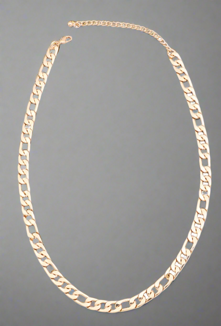 CUBAN LINK NECKLACE