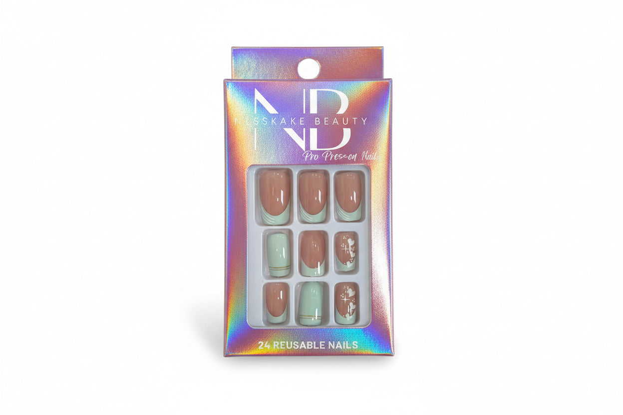 CONJUNTO DISEÑO CORAZÓN FRANCÉS VERDE PASTEL